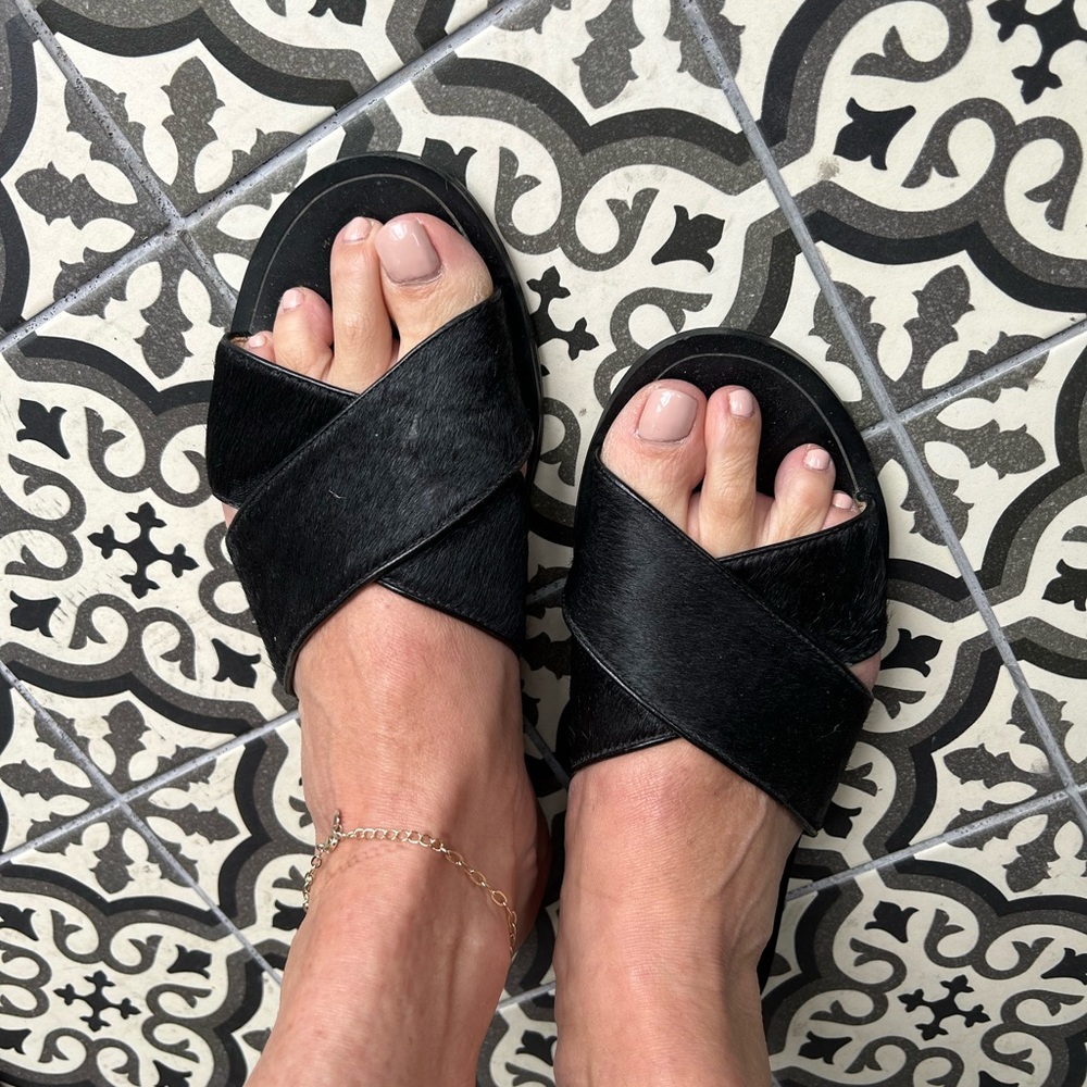 Banana Republic Criss Cross Sandals